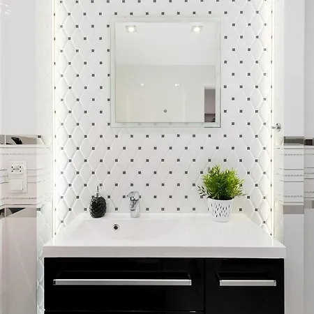 Yellow Window Krakkó